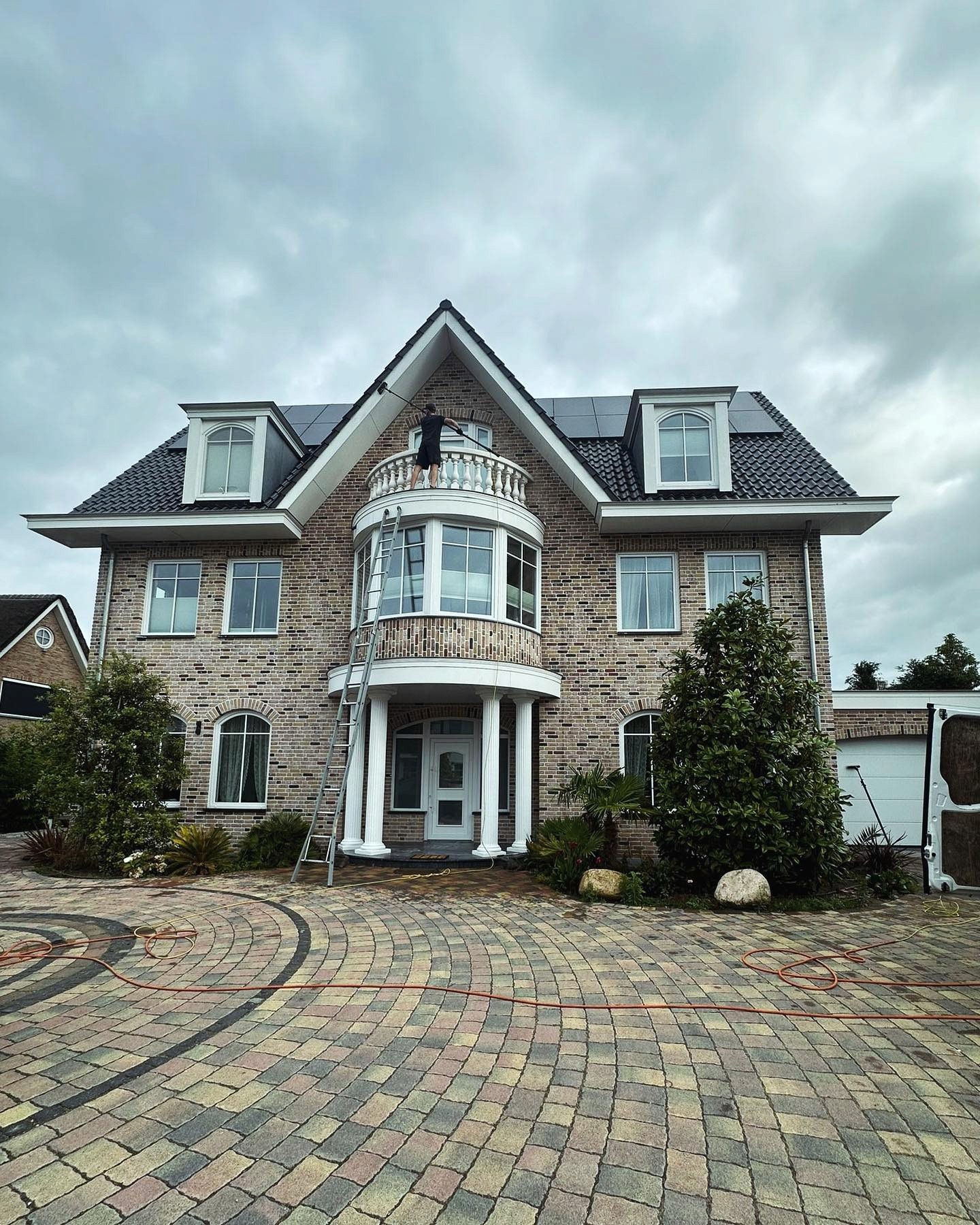 Property maintained by J. Versseput